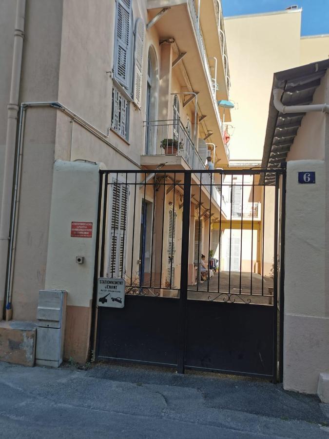 Herold Riviera Nice Buitenkant foto